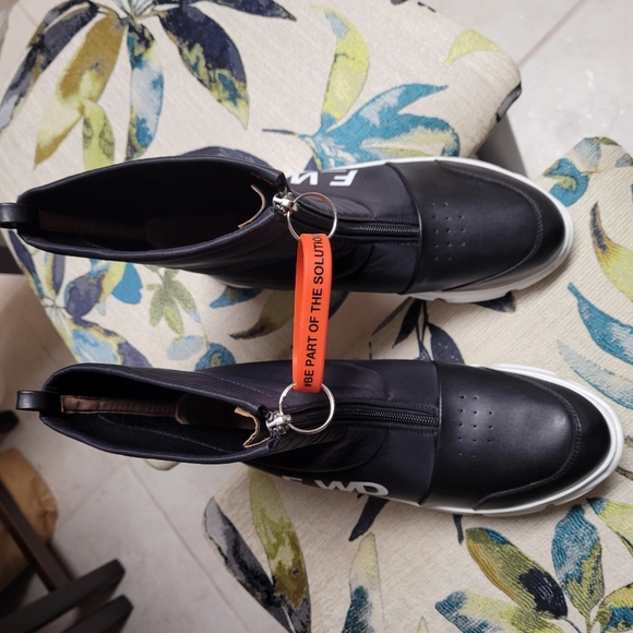 F_WD Black POLYAMIDE Boots - Picture 2 of 10